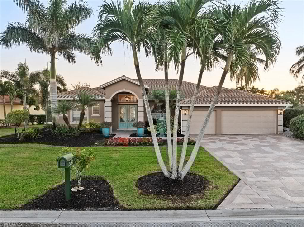 3262 Potomac Ct, Naples, FL 34120-3