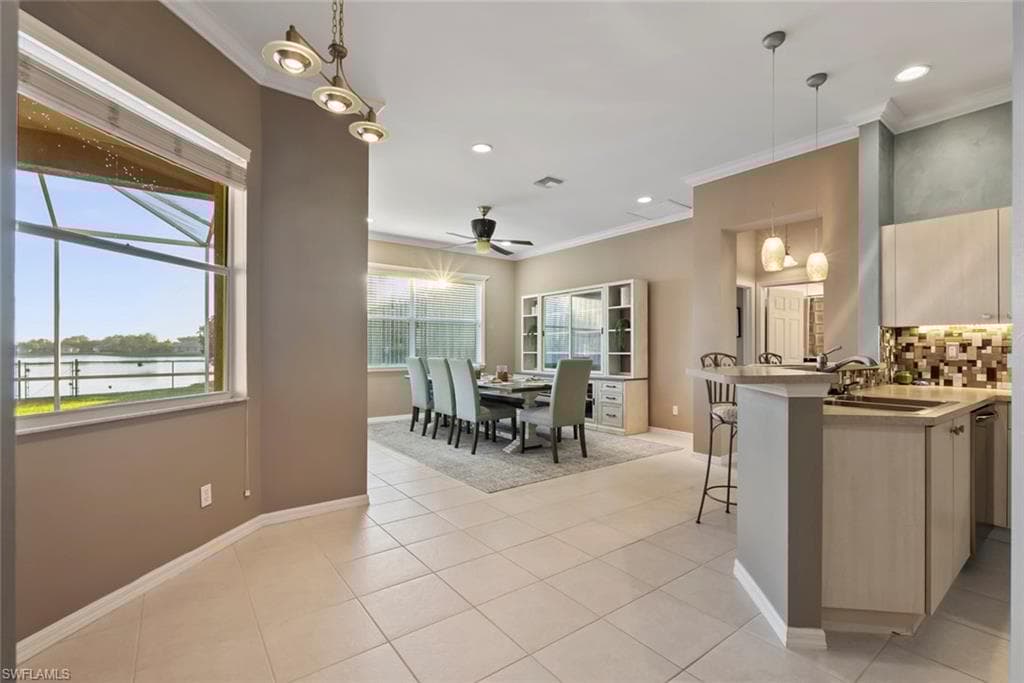 3262 Potomac Ct, Naples, FL 34120-8