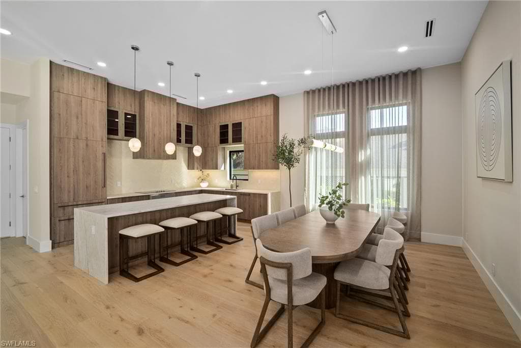 1364 Cypress Woods Dr, Naples, FL 34103-13