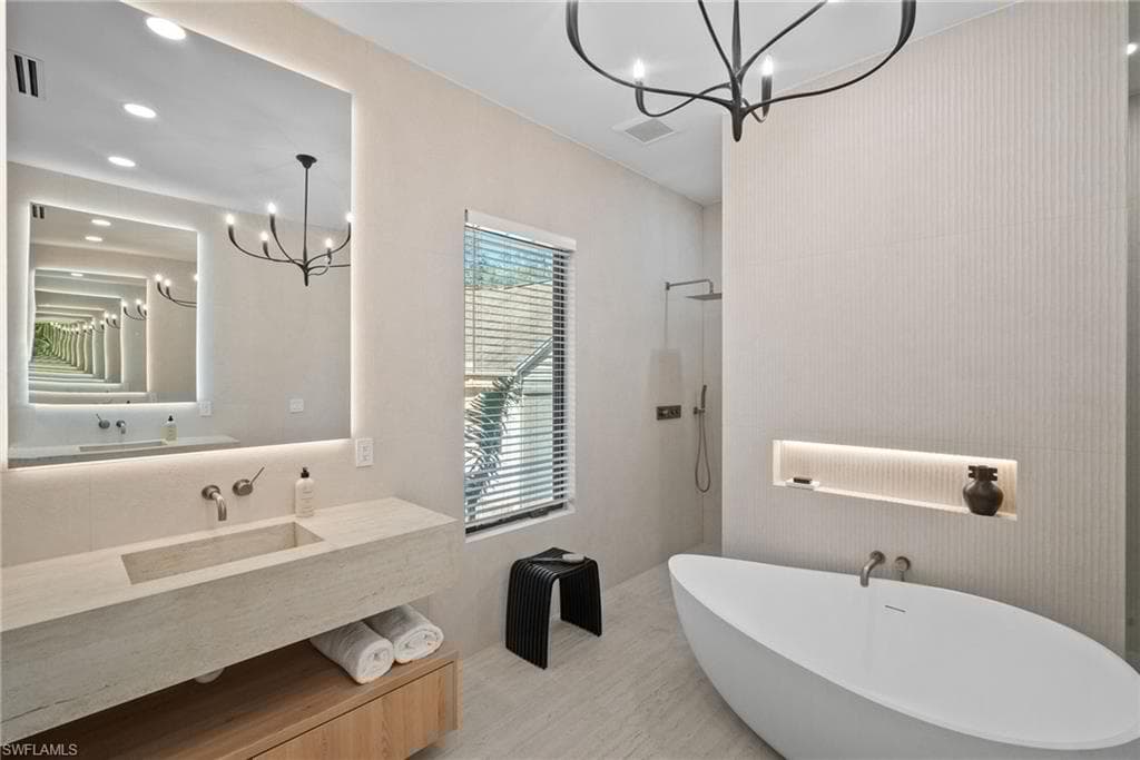 1364 Cypress Woods Dr, Naples, FL 34103-27
