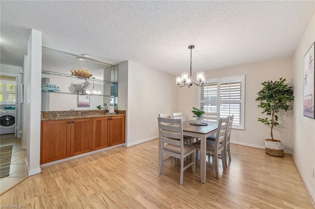 1501 Chesapeake Ave, Naples, FL 34102-10