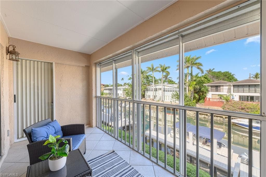 1501 Chesapeake Ave, Naples, FL 34102-17