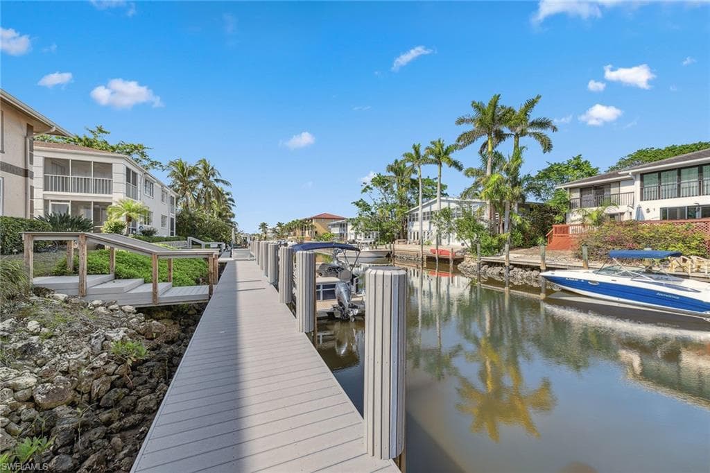 1501 Chesapeake Ave, Naples, FL 34102-20