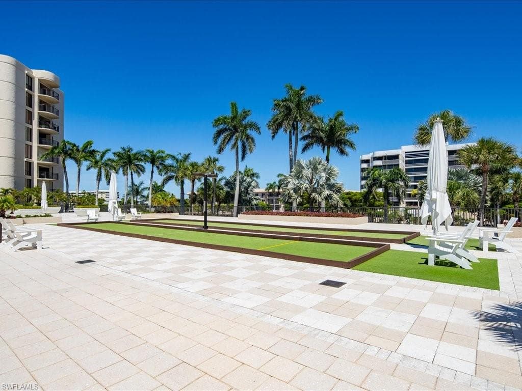 3115 Gulf Shore Blvd N 205s, Naples, FL 34103-36