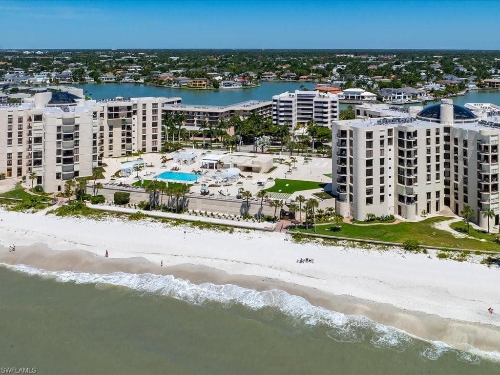3115 Gulf Shore Blvd N 205s, Naples, FL 34103-42
