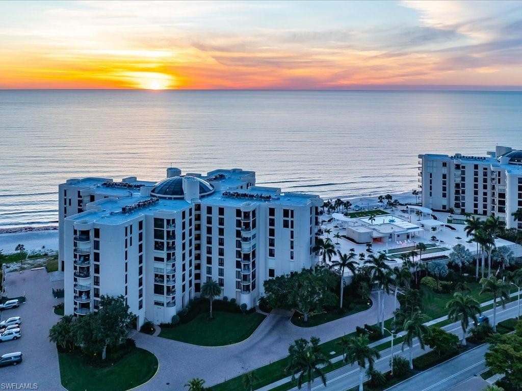 3115 Gulf Shore Blvd N 205s, Naples, FL 34103-8