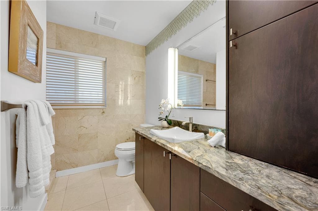 616 106th Ave N, Naples, FL 34108-13