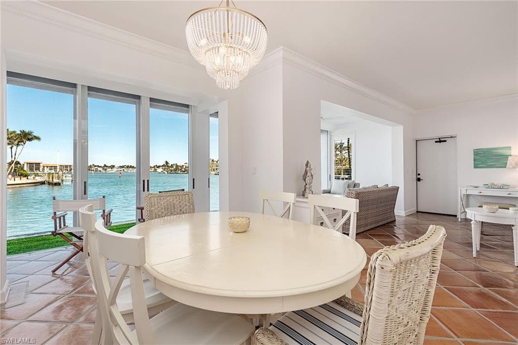 2254 Gulf Shore Blvd N N1, Naples, FL 34102-7