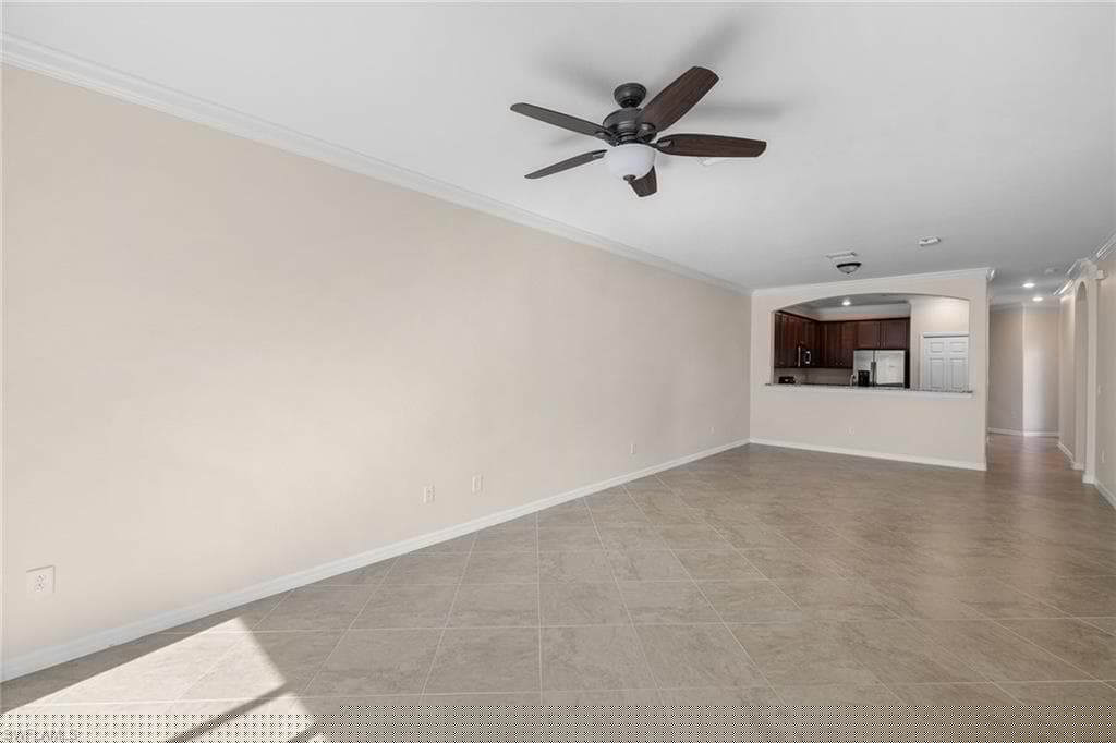 9120 Glenforest Dr, Naples, FL 34120-29