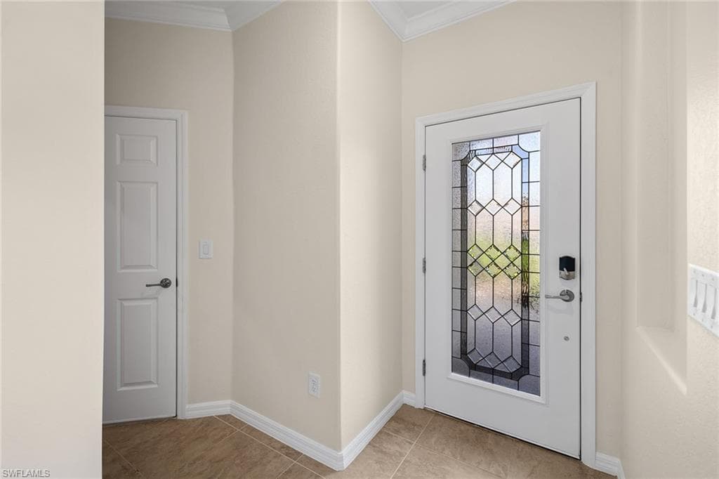 9120 Glenforest Dr, Naples, FL 34120-4