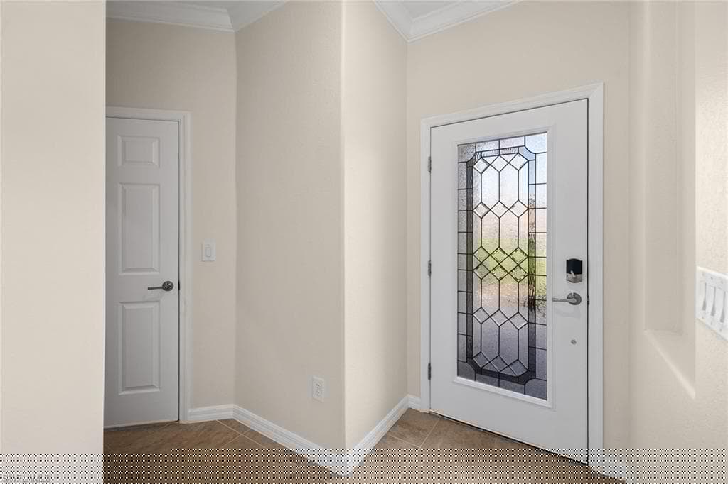 9120 Glenforest Dr, Naples, FL 34120-5