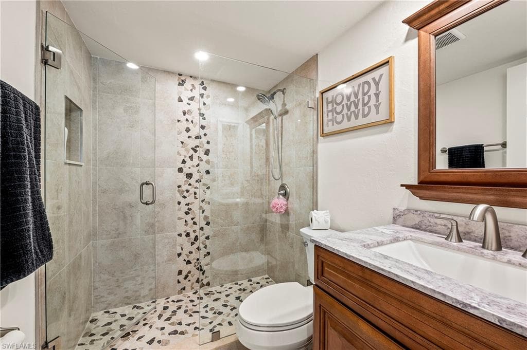5857 Rattlesnake Hammock Rd N 106, Naples, FL 34113-3