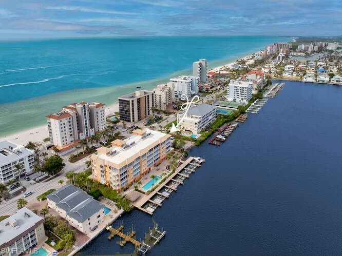 9566 Gulf Shore Dr 102, Naples, FL 34108-3