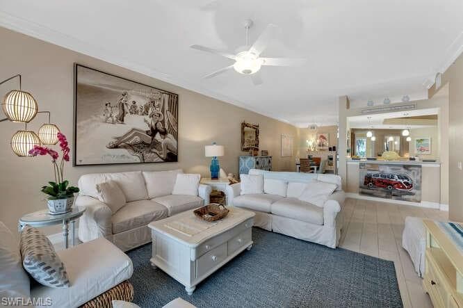 9566 Gulf Shore Dr 102, Naples, FL 34108-6