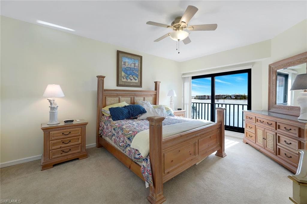 402 La Peninsula Blvd 402, Naples, FL 34113-11