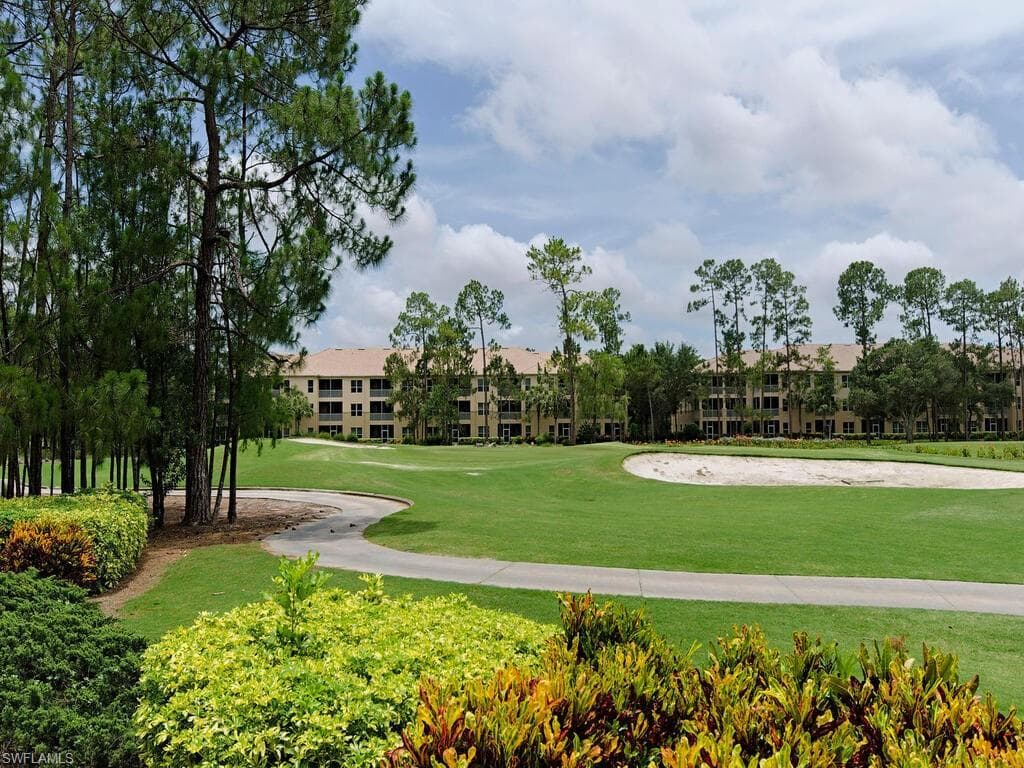 8225 Danbury Blvd E 1-102, Naples, FL 34120-15
