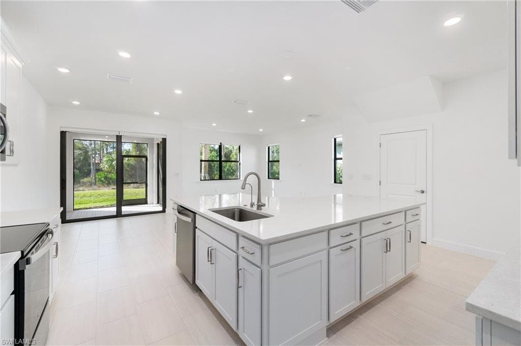 4286 Sonoma Oaks Cir, Naples, FL 34119-25