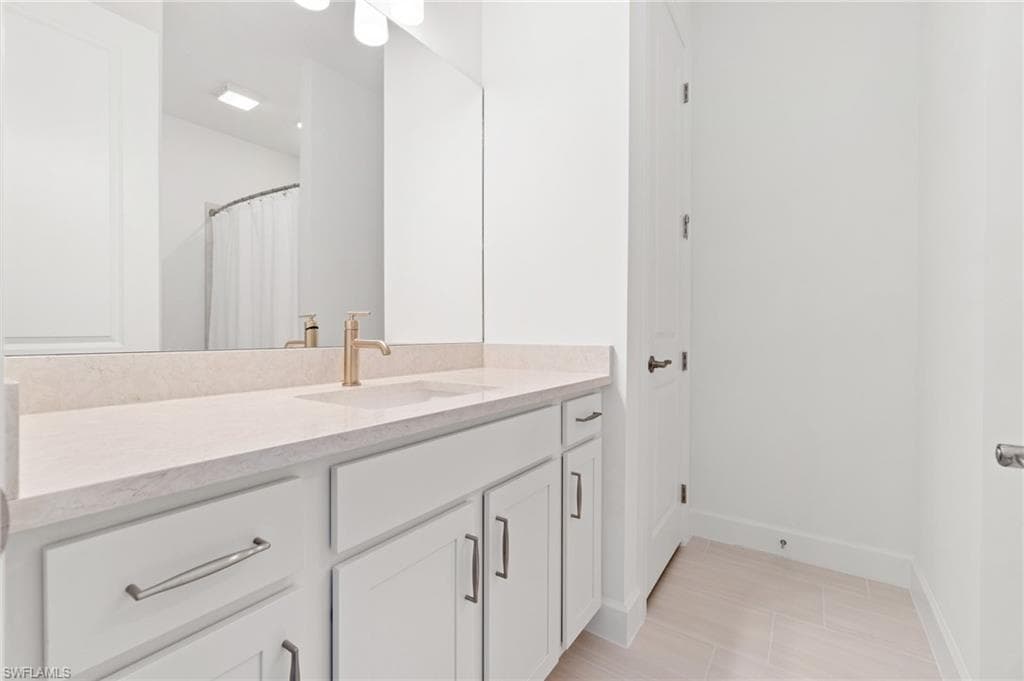 4286 Sonoma Oaks Cir, Naples, FL 34119-38
