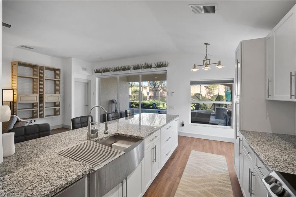 10037 Colonial Country Club Blvd, Fort Myers, FL 33913-4