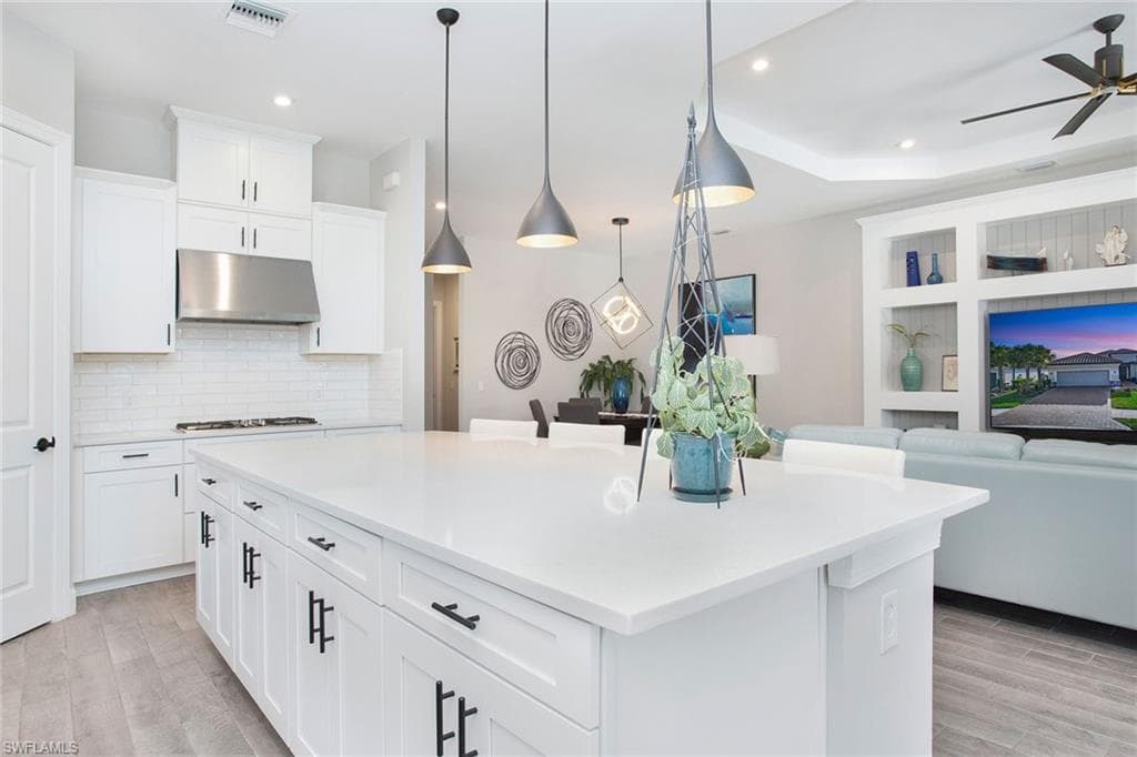 15254 Arpino Ct, Naples, FL 34114-9