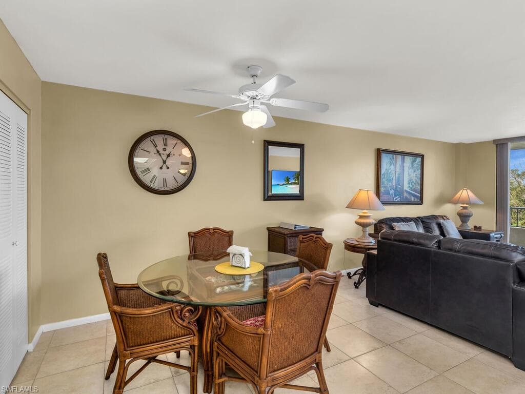 440 Seaview Ct 210, Marco Island, FL 34145-9