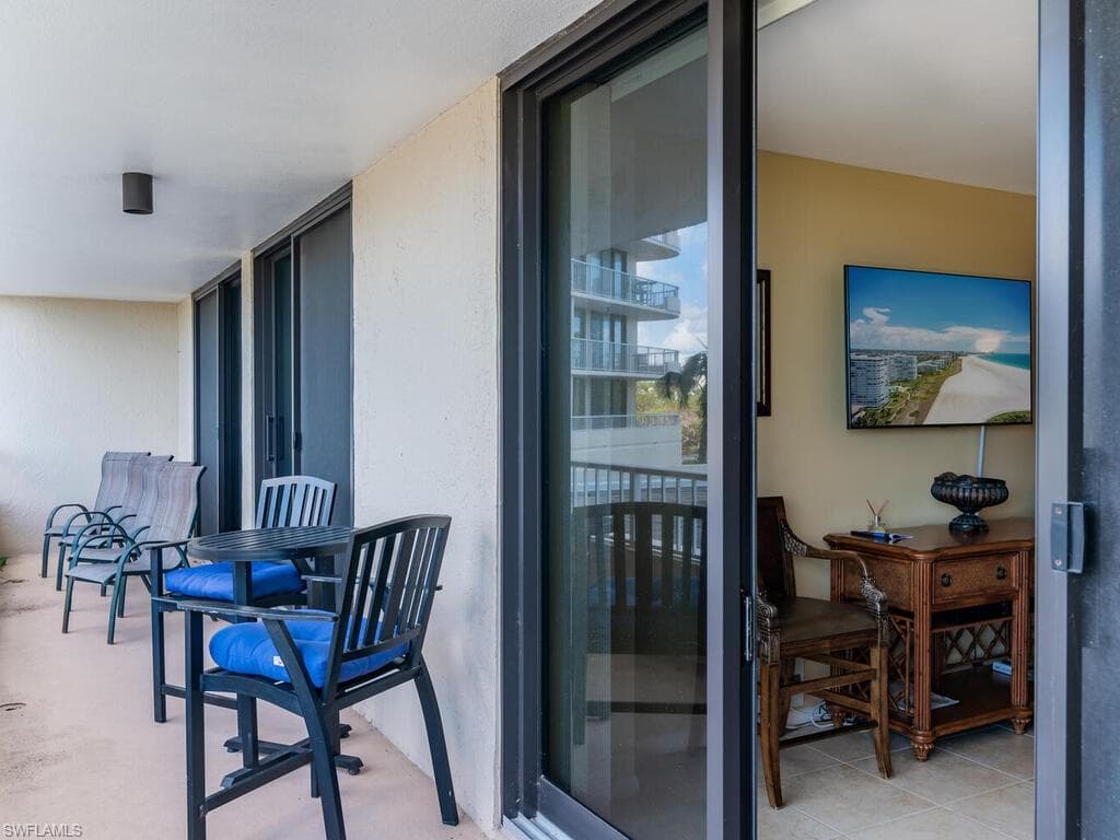 440 Seaview Ct 210, Marco Island, FL 34145-13