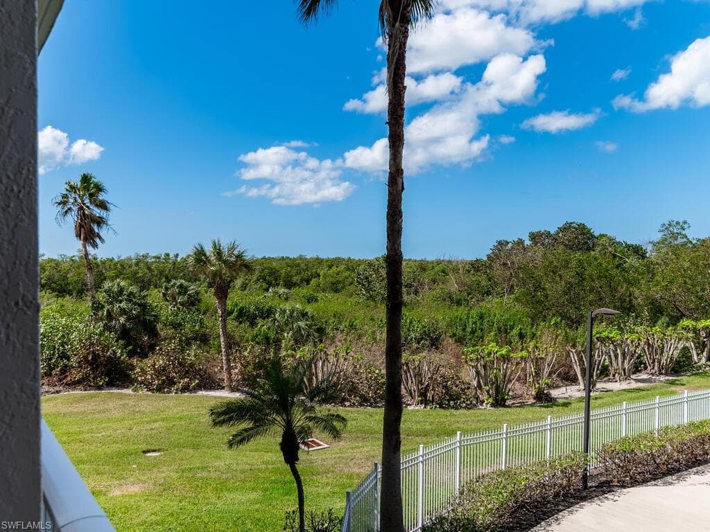 440 Seaview Ct 210, Marco Island, FL 34145-14