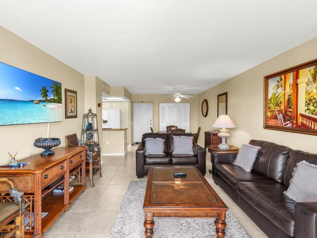440 Seaview Ct 210, Marco Island, FL 34145-15