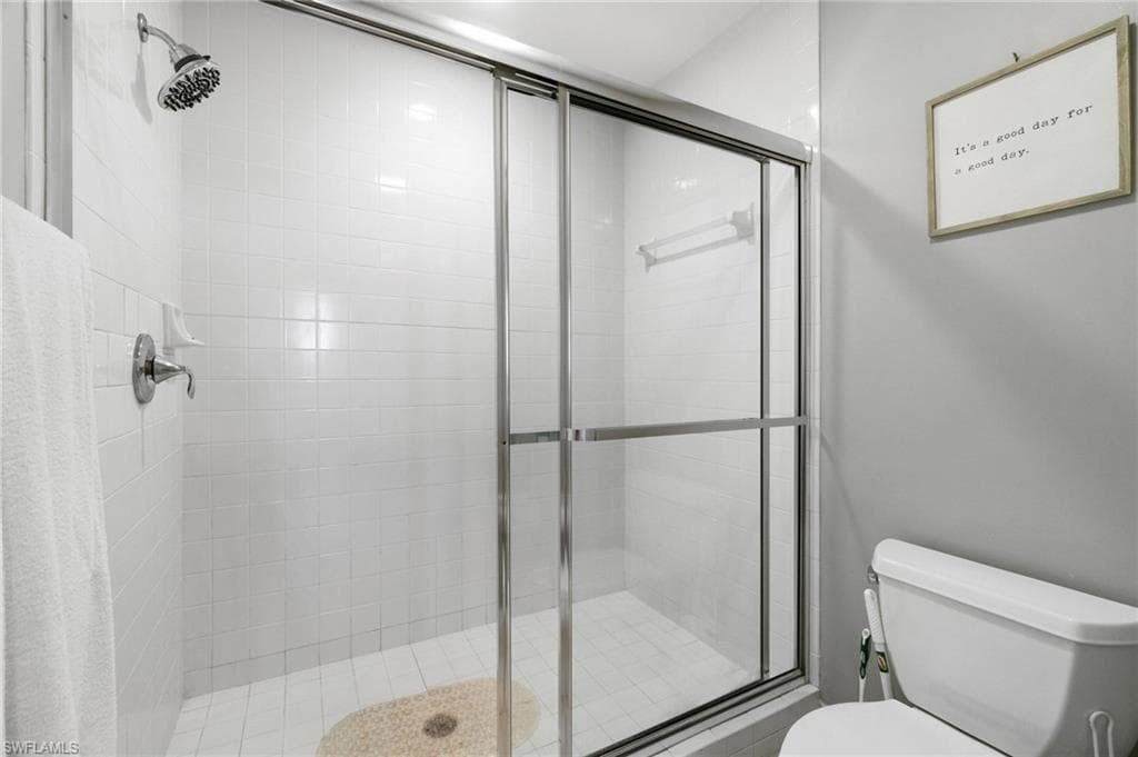 470 Launch Cir V205, Naples, FL 34108-18