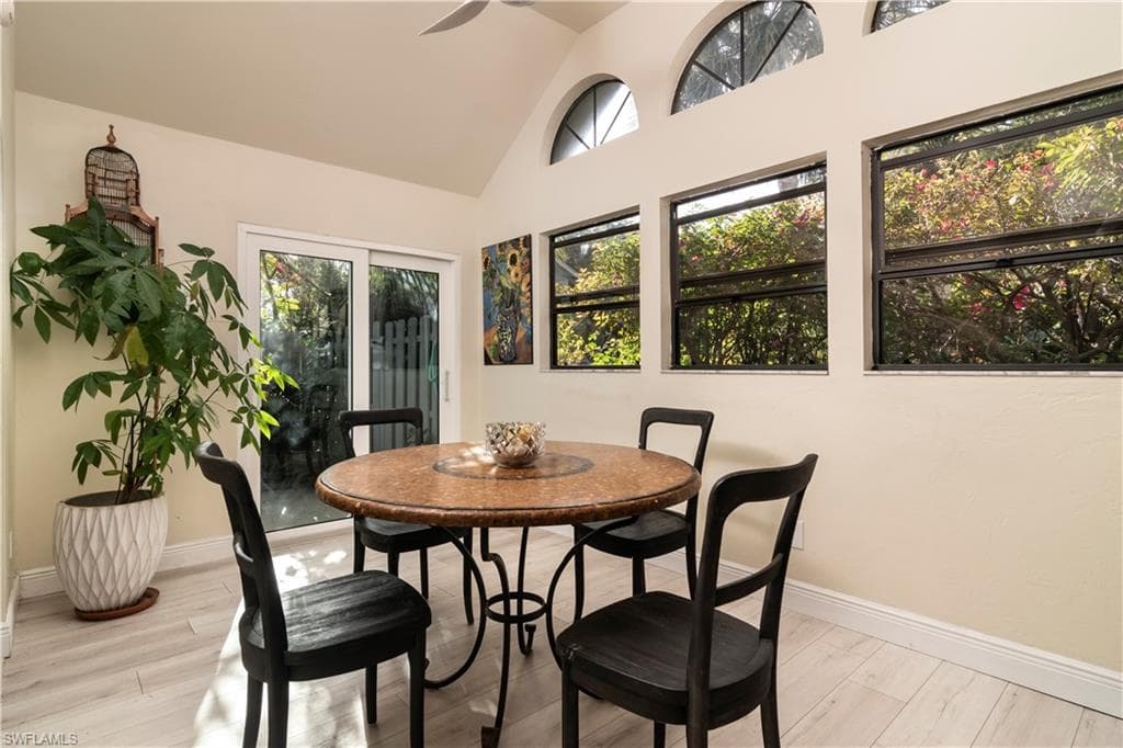 1323 Solana Rd, Naples, FL 34103-6