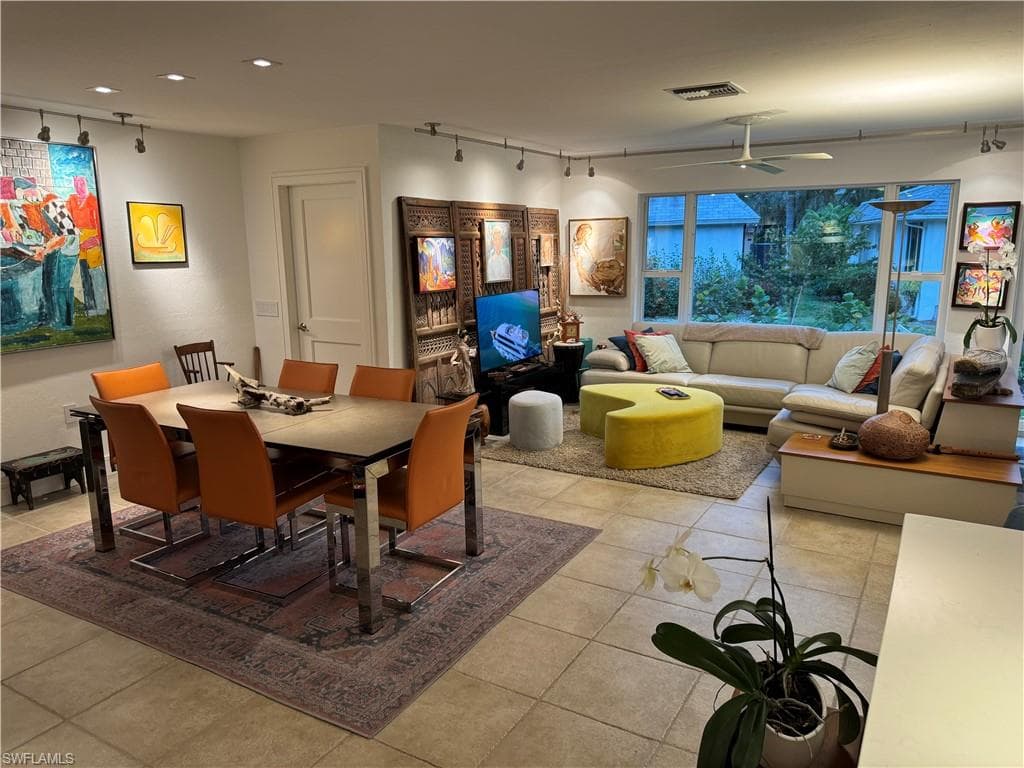 215 Lanchester Ct 44, Naples, FL 34112-10