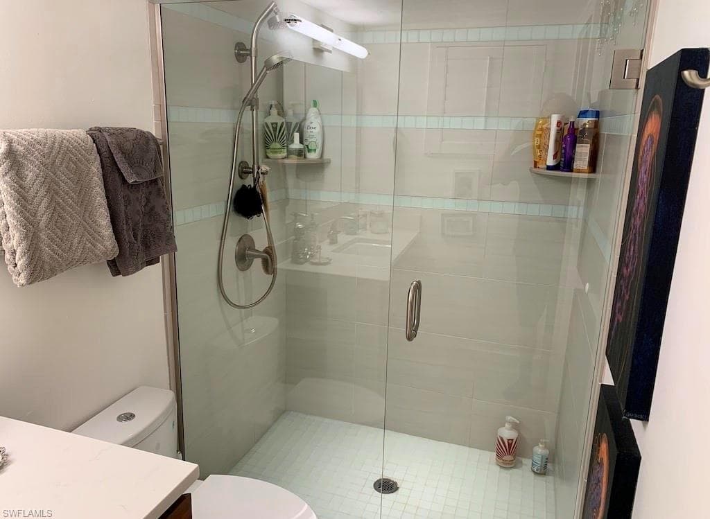 215 Lanchester Ct 44, Naples, FL 34112-14