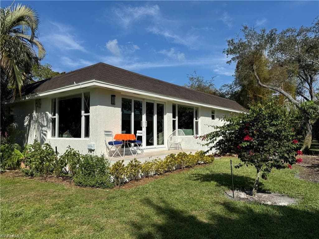 215 Lanchester Ct 44, Naples, FL 34112-1