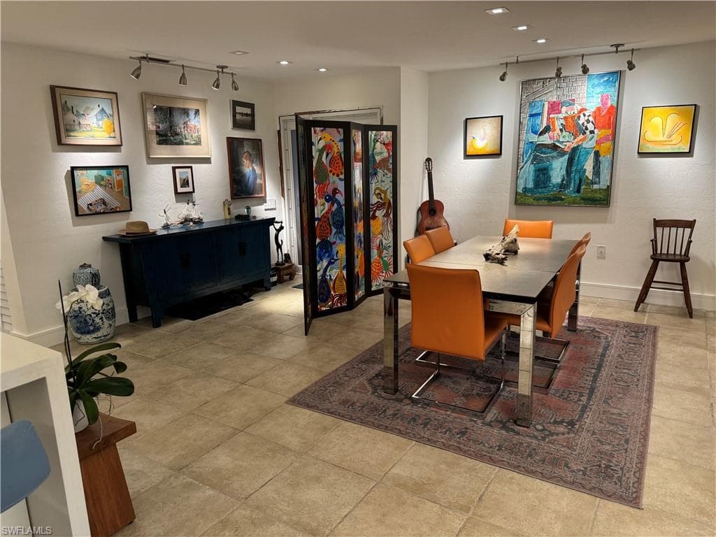 215 Lanchester Ct 44, Naples, FL 34112-4