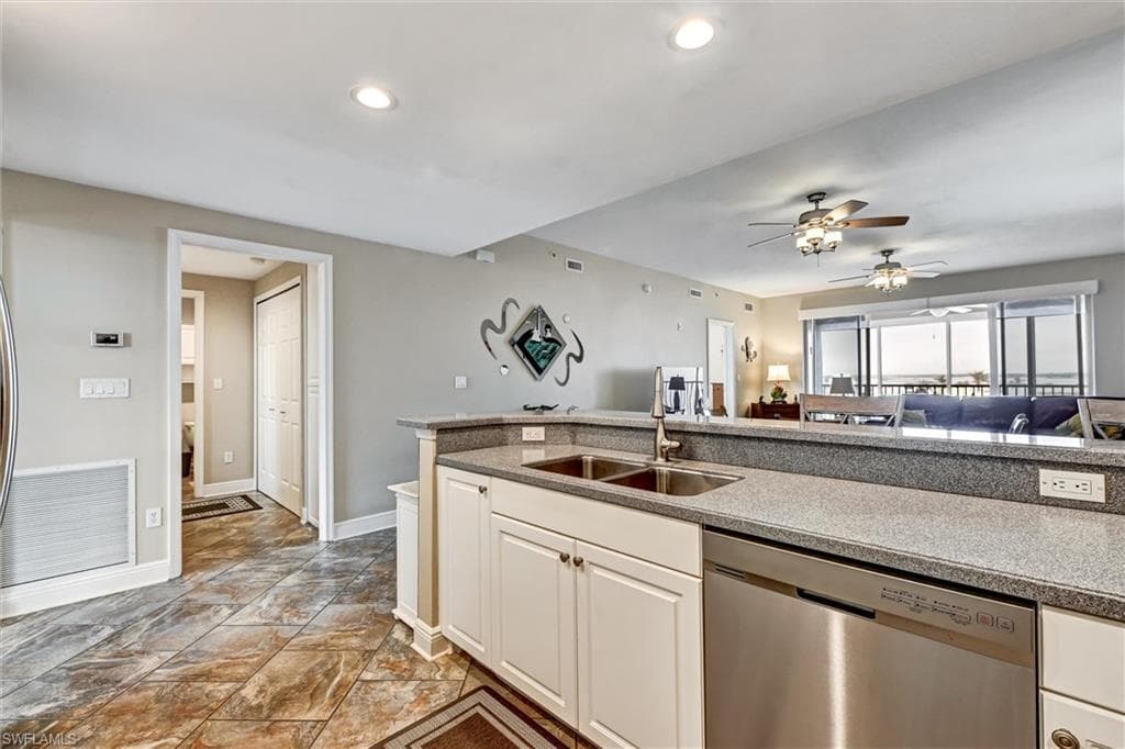 22628 Island Pines Way 1502, Fort Myers Beach, FL 33931-10