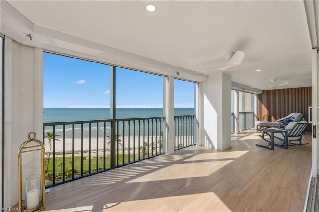 4651 Gulf Shore Blvd N 701, Naples, FL 34103-37