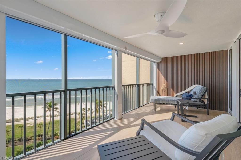 4651 Gulf Shore Blvd N 701, Naples, FL 34103-38