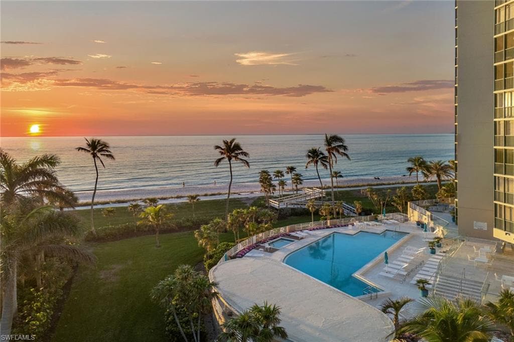 4651 Gulf Shore Blvd N 701, Naples, FL 34103-40