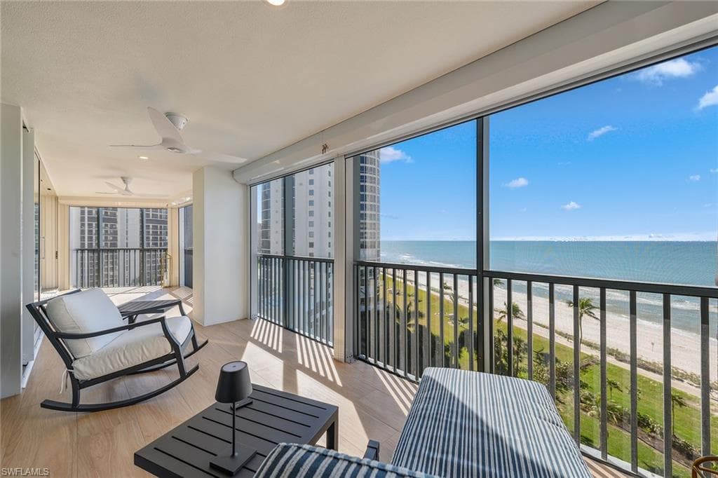 4651 Gulf Shore Blvd N 701, Naples, FL 34103-4