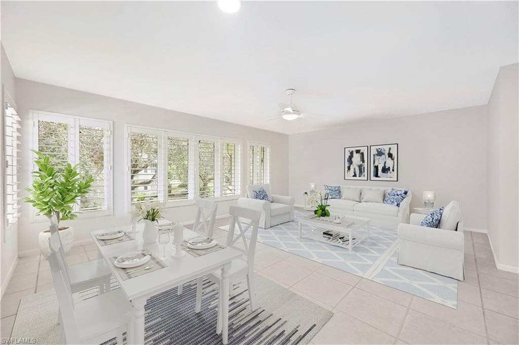 290 4th St S 202, Naples, FL 34102-8