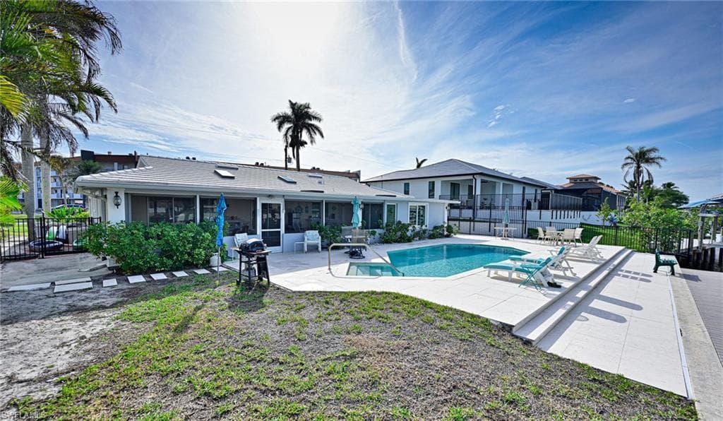 225 3rd St, Bonita Springs, FL 34134-18