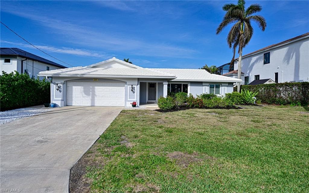 225 3rd St, Bonita Springs, FL 34134-25