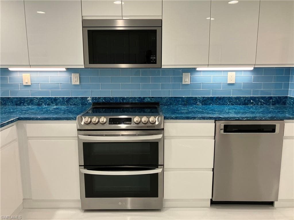 6849 Grenadier Blvd 1504, Naples, FL 34108-9