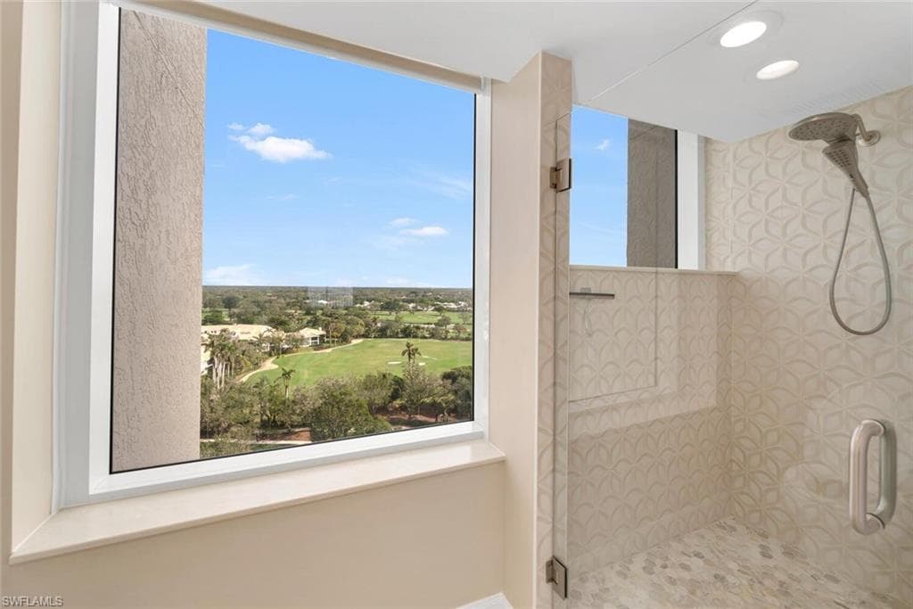 6849 Grenadier Blvd 1504, Naples, FL 34108-15