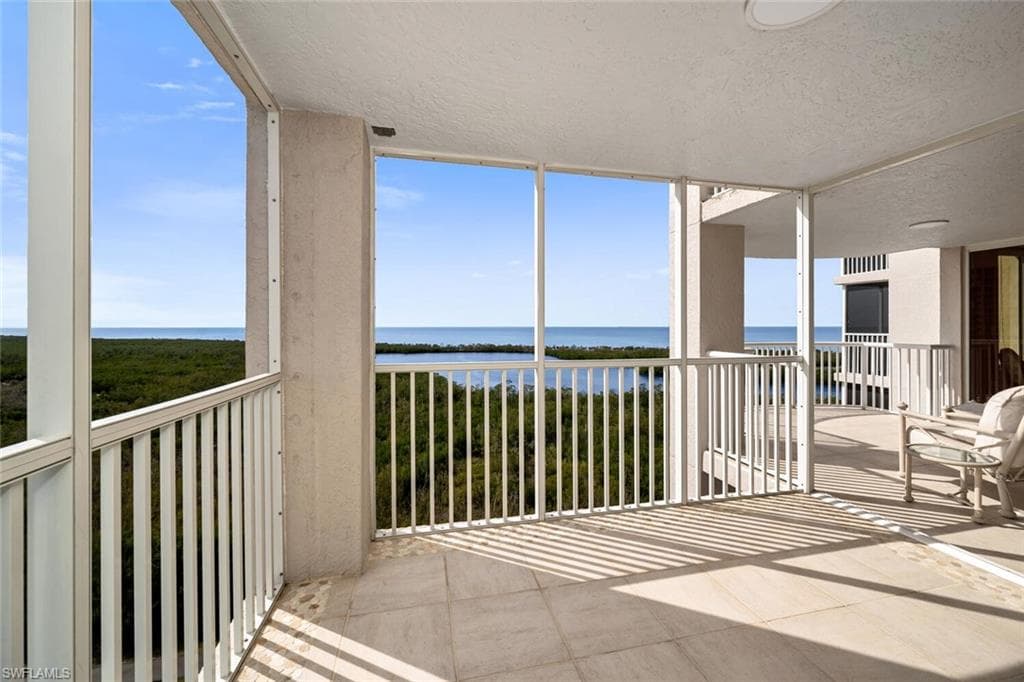 6849 Grenadier Blvd 1504, Naples, FL 34108-22