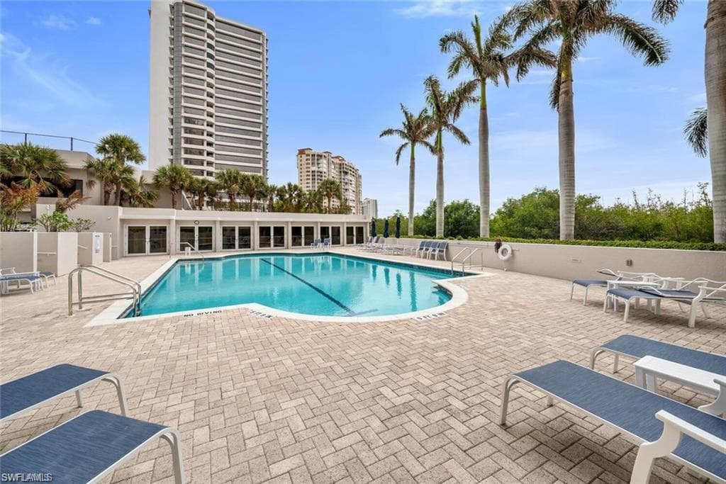6849 Grenadier Blvd 1504, Naples, FL 34108-25