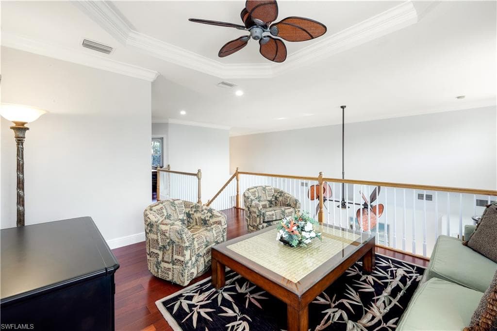 9174 Treeside Ct, Naples, FL 34120-18