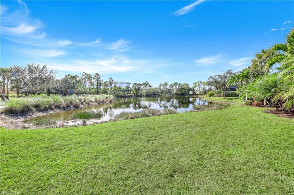 9174 Treeside Ct, Naples, FL 34120-39
