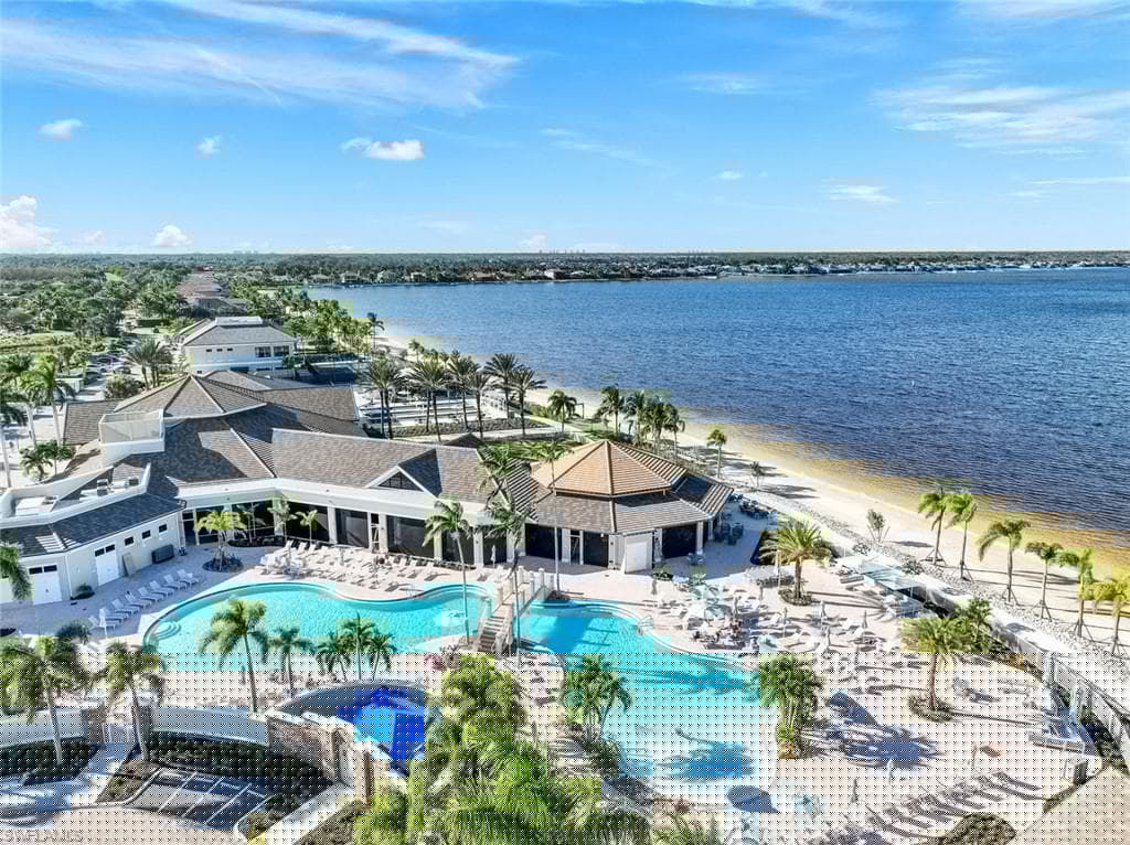 9174 Treeside Ct, Naples, FL 34120-50