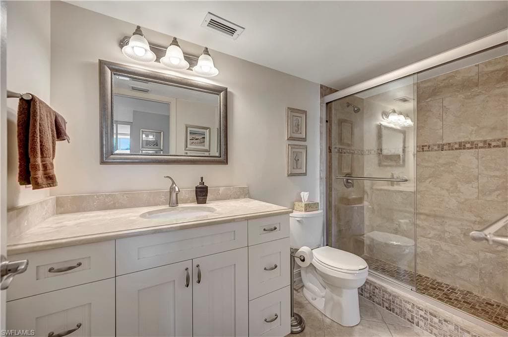 5 Bluebill Ave 412, Naples, FL 34108-11